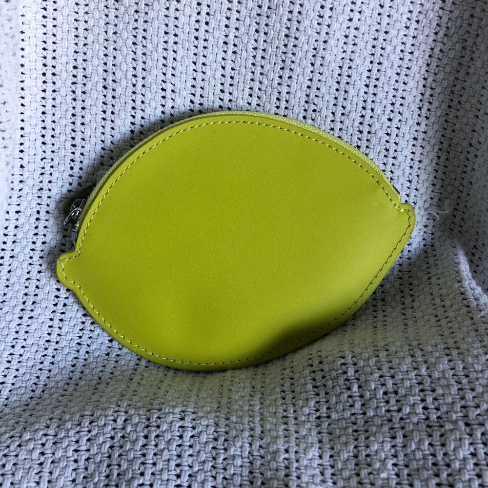 Baggu lemon shaped pouch